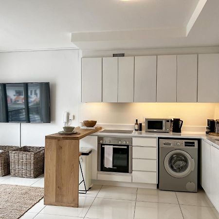 Luxury 1Br Green Point - Walk To Sea Point Promenade! Rooftop Pool, Secure Parking Cape Town Exterior foto